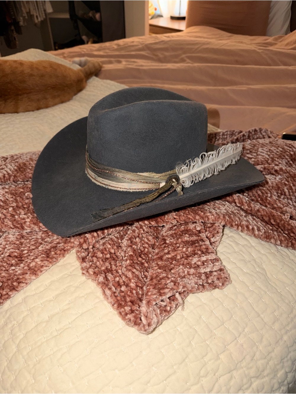 Stetson Charcoal Gray Felt Western Hat with Feather and Ribbon Band Size L